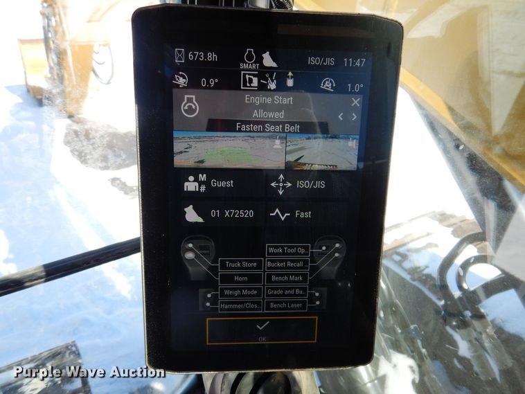 image for item DK5151 2019 Caterpillar 320  excavator