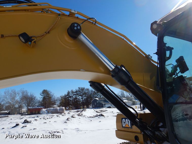 image for item DK5151 2019 Caterpillar 320  excavator