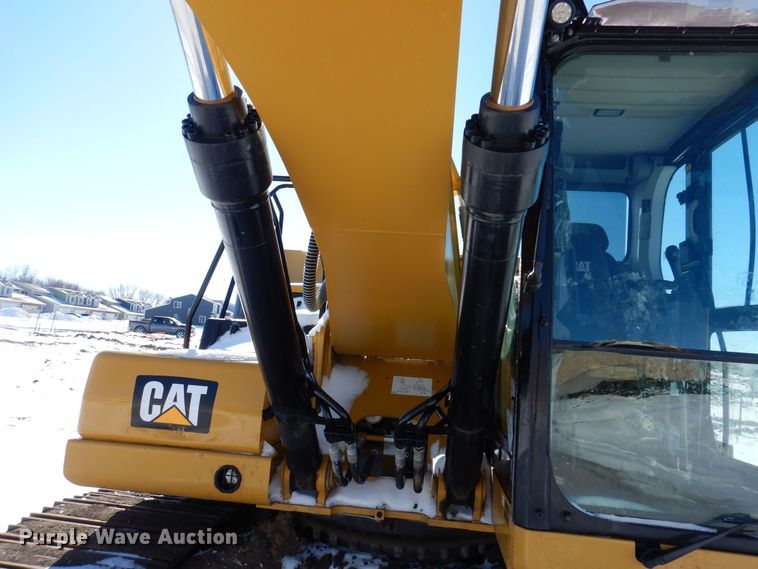 image for item DK5151 2019 Caterpillar 320  excavator