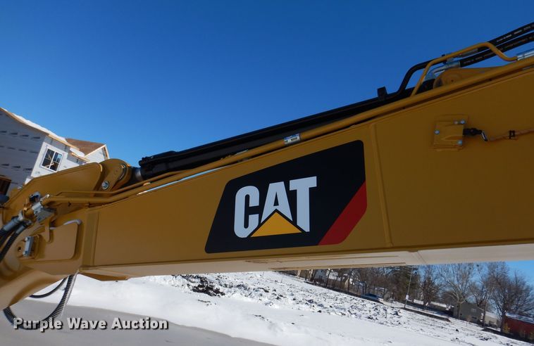 image for item DK5151 2019 Caterpillar 320  excavator