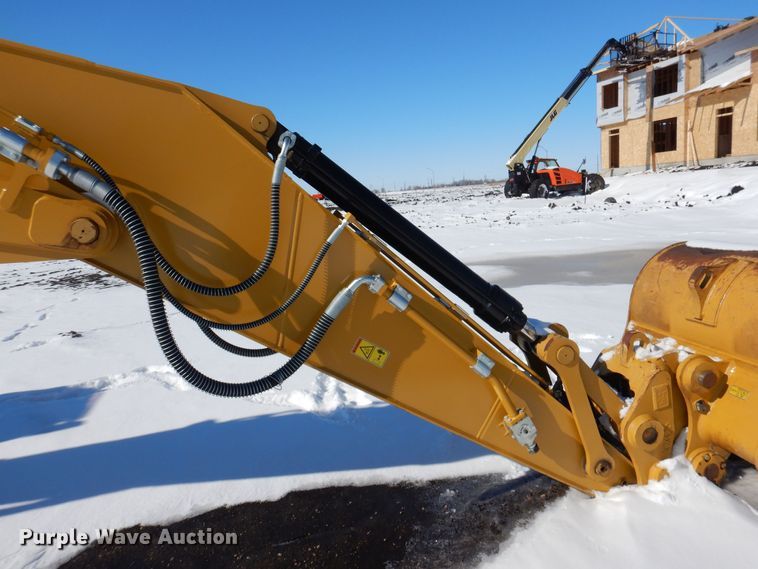 image for item DK5151 2019 Caterpillar 320  excavator