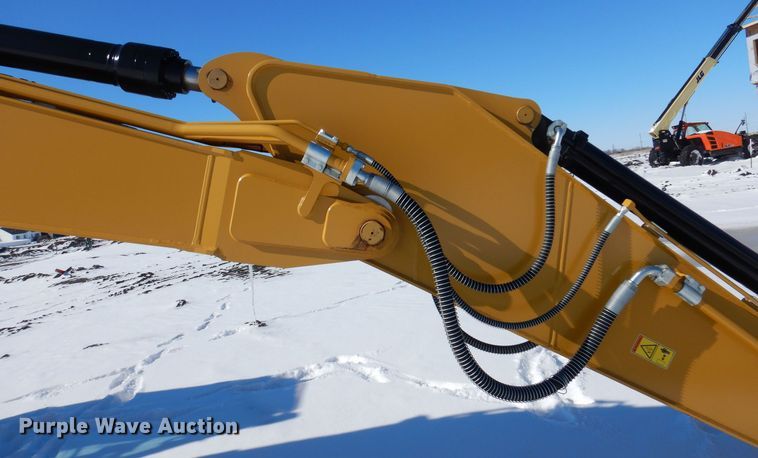 image for item DK5151 2019 Caterpillar 320  excavator