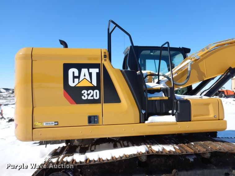 image for item DK5151 2019 Caterpillar 320  excavator