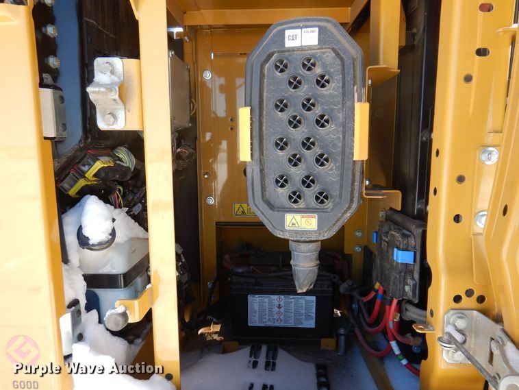 image for item DK5151 2019 Caterpillar 320  excavator