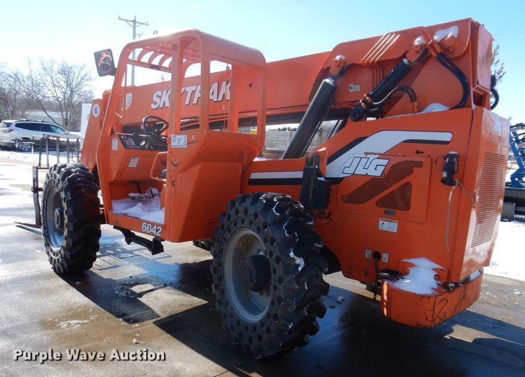 image for item DK5152 2012 SkyTrak 6042  telehandler