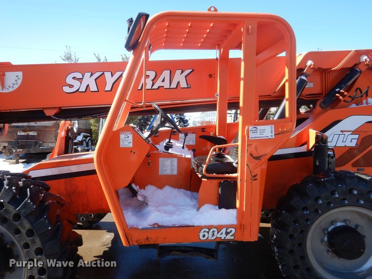 image for item DK5152 2012 SkyTrak 6042  telehandler