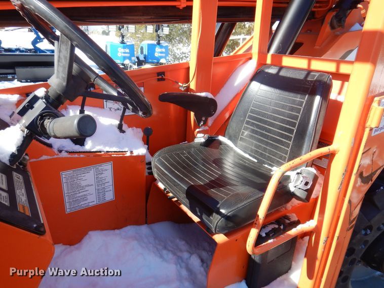 image for item DK5152 2012 SkyTrak 6042  telehandler