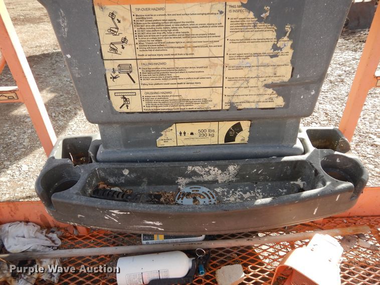 image for item DK7610 2000 JLG 450AJ  boom lift