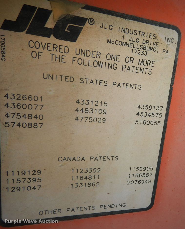 image for item DK7610 2000 JLG 450AJ  boom lift