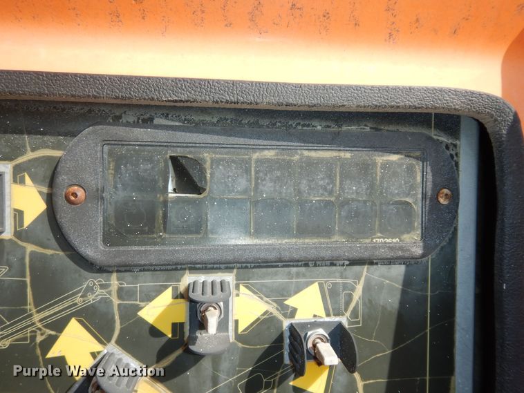 image for item DK7610 2000 JLG 450AJ  boom lift