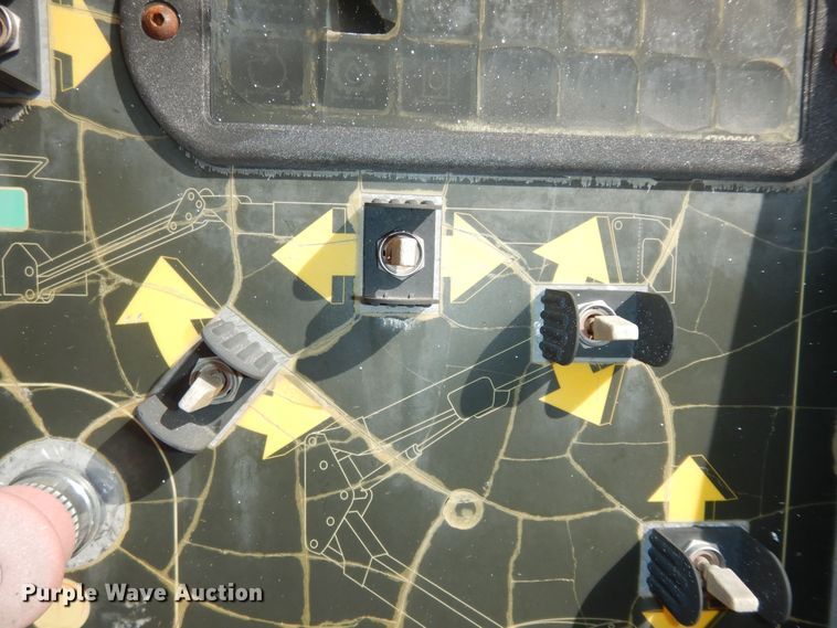 image for item DK7610 2000 JLG 450AJ  boom lift