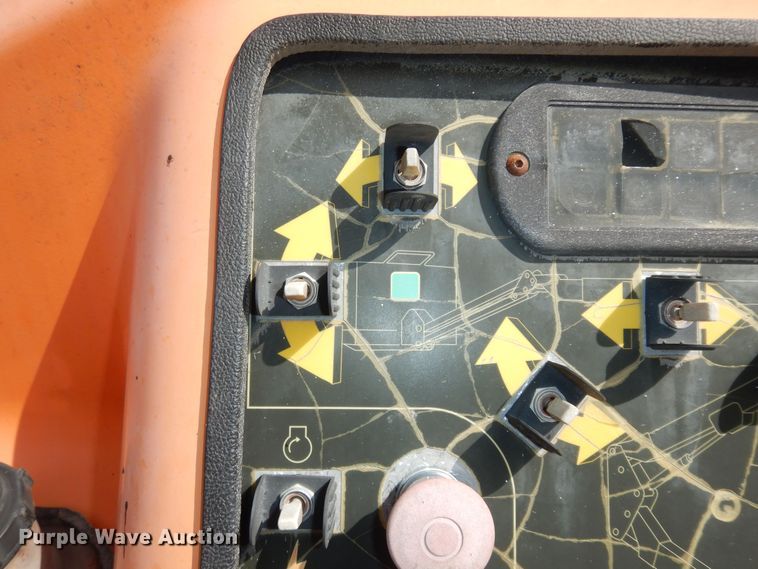 image for item DK7610 2000 JLG 450AJ  boom lift