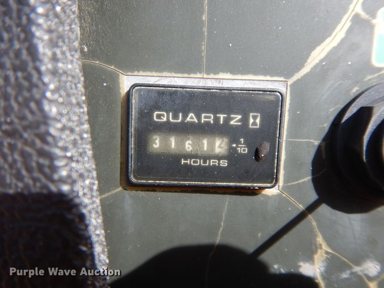 image for item DK7610 2000 JLG 450AJ  boom lift