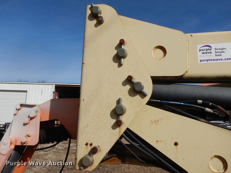 image for item DK7610 2000 JLG 450AJ  boom lift