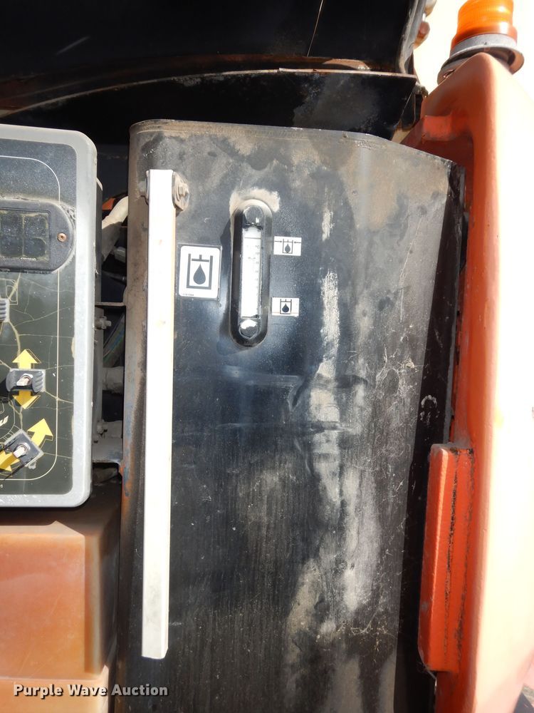 image for item DK7610 2000 JLG 450AJ  boom lift