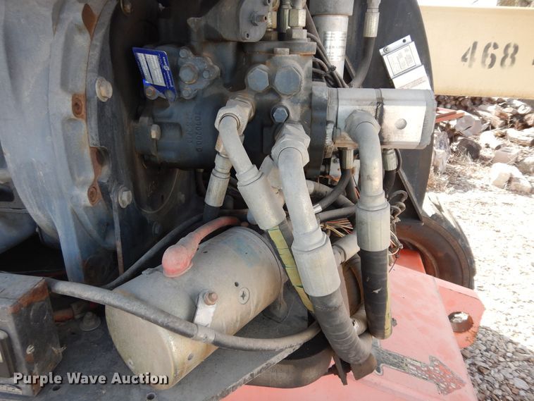 image for item DK7610 2000 JLG 450AJ  boom lift