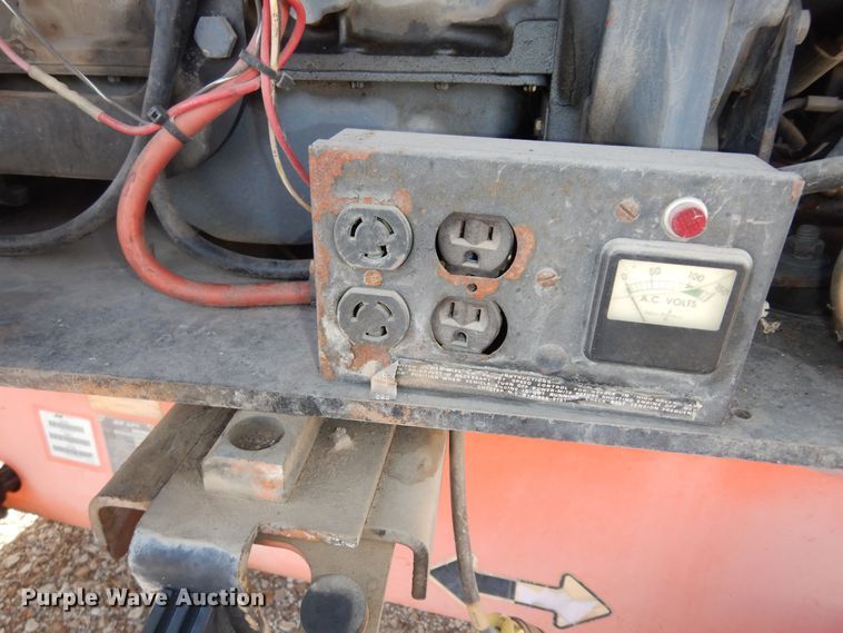 image for item DK7610 2000 JLG 450AJ  boom lift