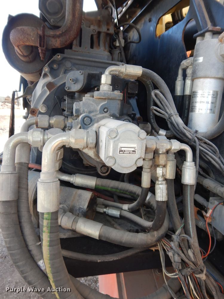 image for item DK7610 2000 JLG 450AJ  boom lift