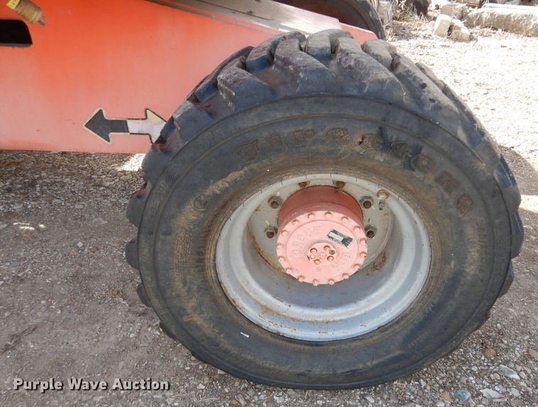 image for item DK7610 2000 JLG 450AJ  boom lift