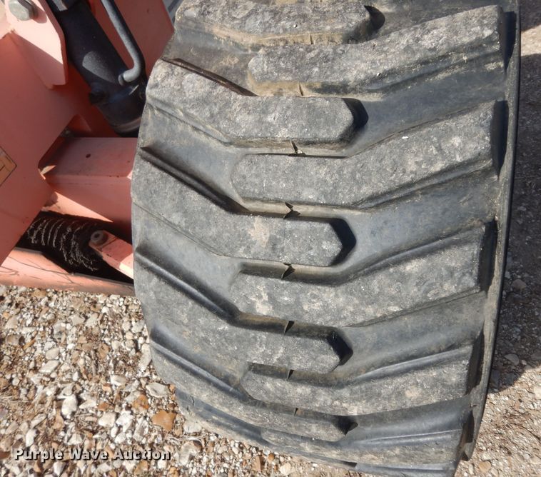 image for item DK7610 2000 JLG 450AJ  boom lift