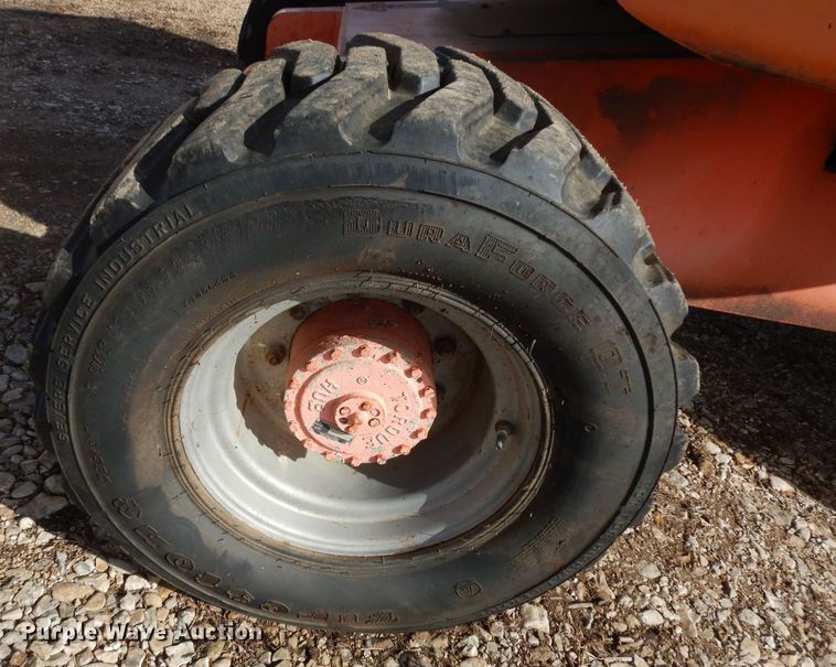 image for item DK7610 2000 JLG 450AJ  boom lift