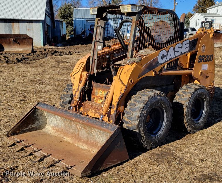 image for item DM8213 2011 Case SR200  skid steer loader