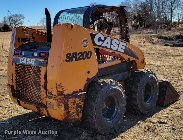 image for item DM8213 2011 Case SR200  skid steer loader
