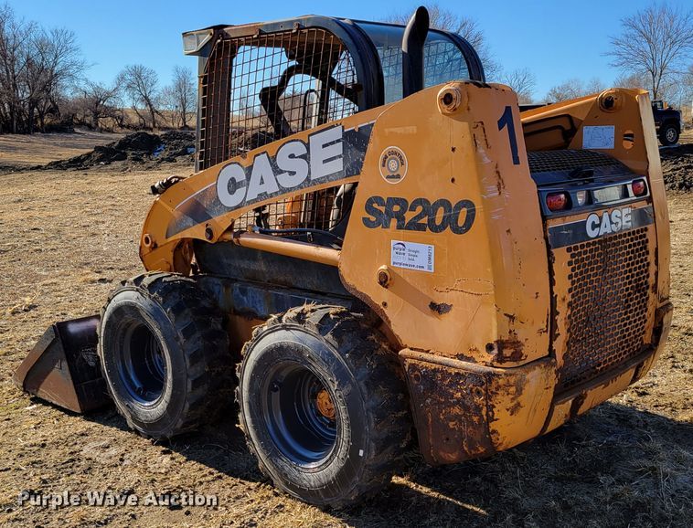 image for item DM8213 2011 Case SR200  skid steer loader