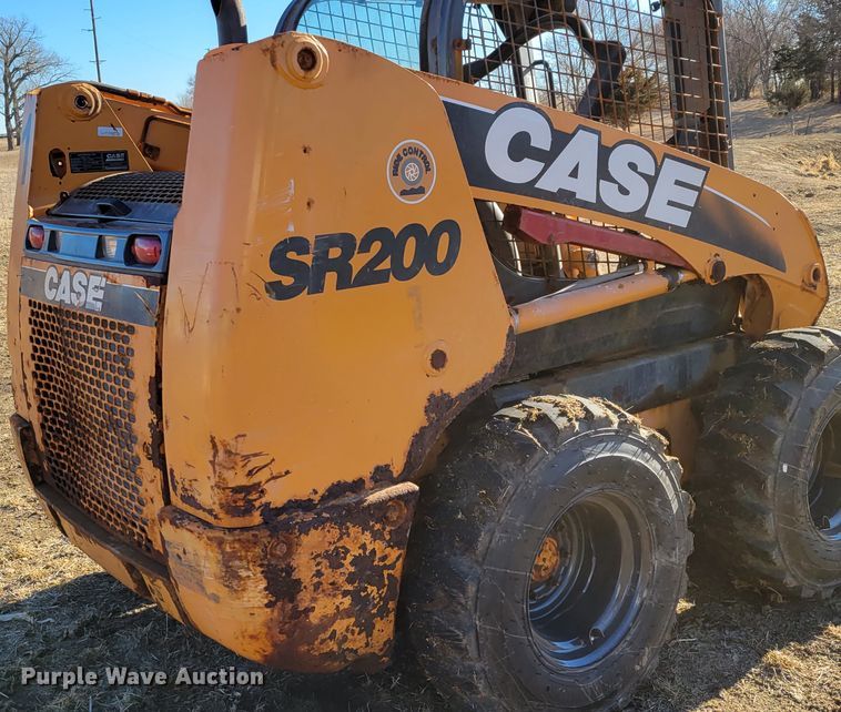 image for item DM8213 2011 Case SR200  skid steer loader