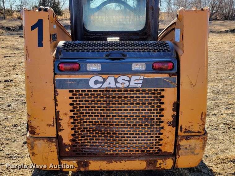 image for item DM8213 2011 Case SR200  skid steer loader