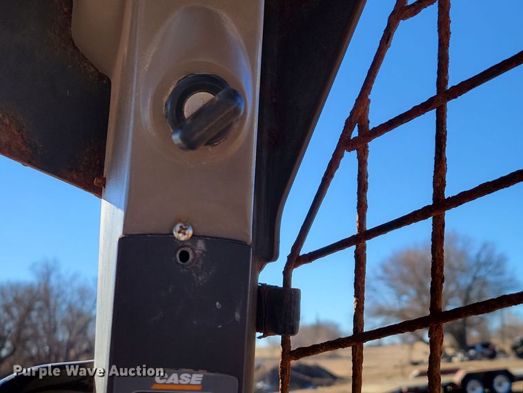 image for item DM8213 2011 Case SR200  skid steer loader