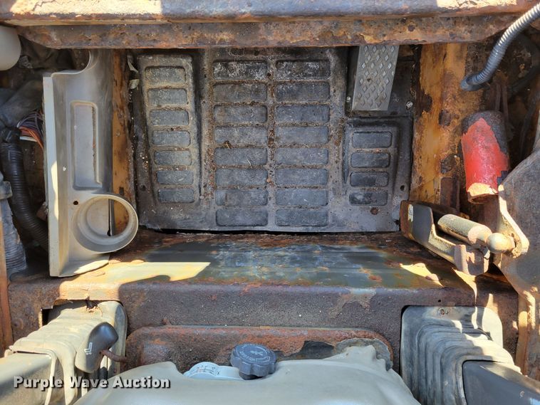 image for item DM8213 2011 Case SR200  skid steer loader