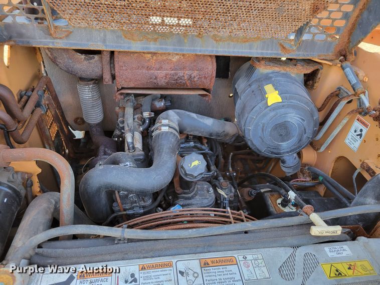 image for item DM8213 2011 Case SR200  skid steer loader