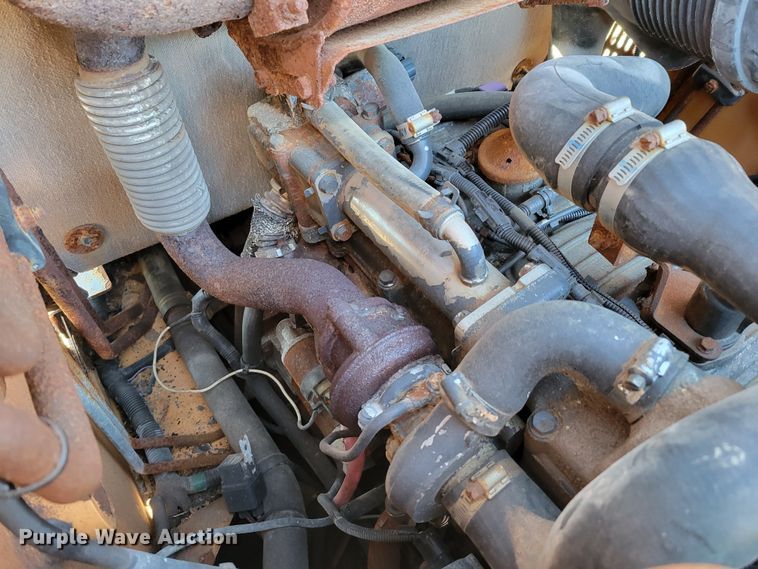 image for item DM8213 2011 Case SR200  skid steer loader