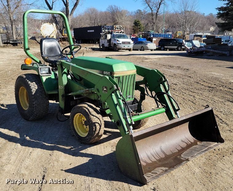 image for item DM8217 John Deere 855  MFWD tractor