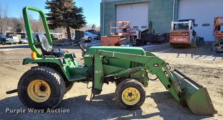 image for item DM8217 John Deere 855  MFWD tractor