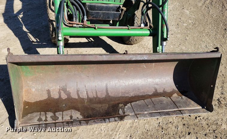 image for item DM8217 John Deere 855  MFWD tractor