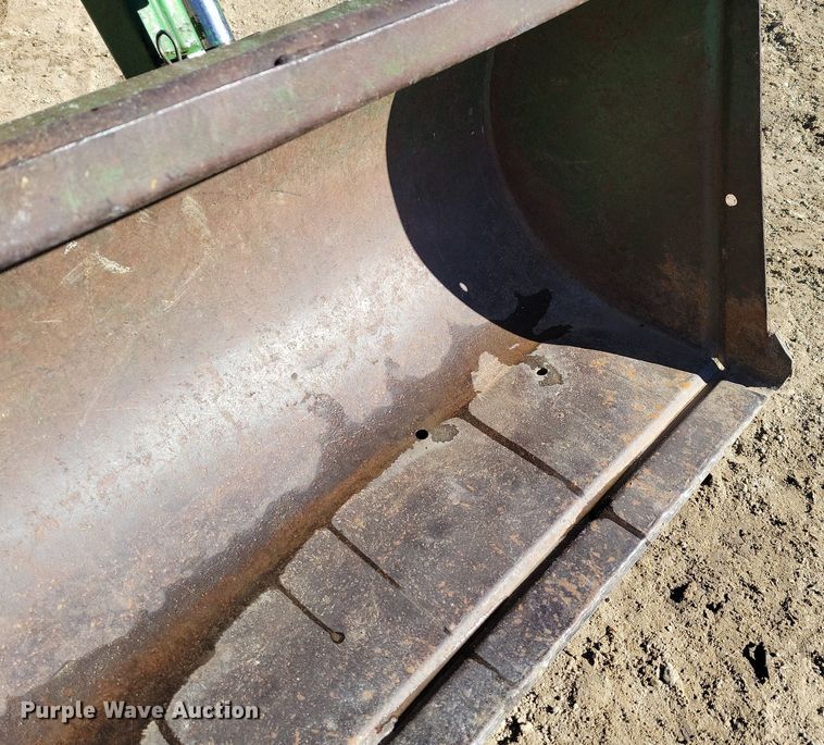 image for item DM8217 John Deere 855  MFWD tractor