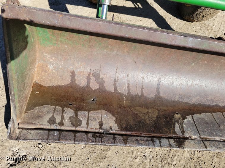 image for item DM8217 John Deere 855  MFWD tractor