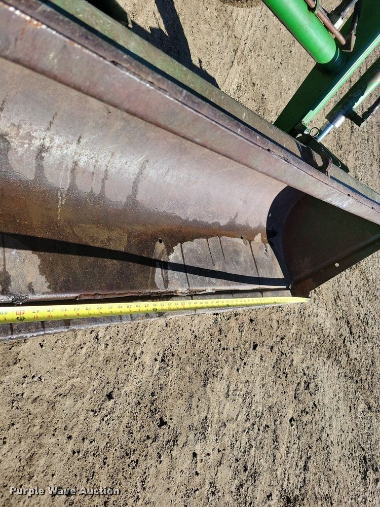 image for item DM8217 John Deere 855  MFWD tractor