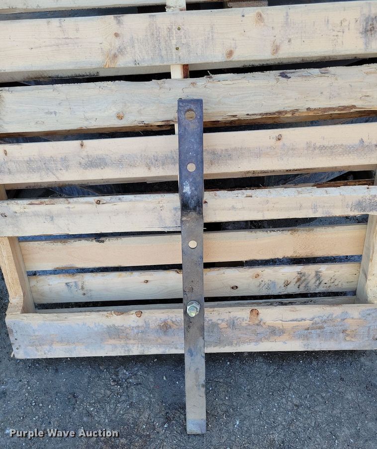 image for item DM8217 John Deere 855  MFWD tractor