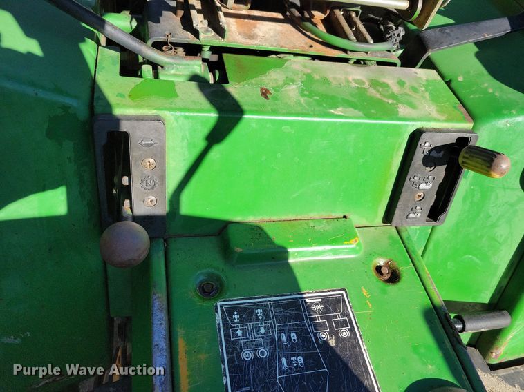 image for item DM8217 John Deere 855  MFWD tractor