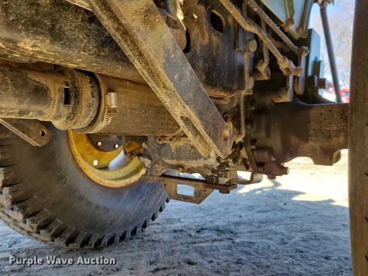 image for item DM8217 John Deere 855  MFWD tractor