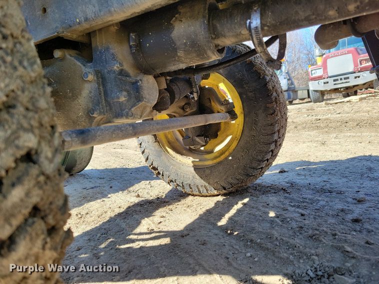 image for item DM8217 John Deere 855  MFWD tractor