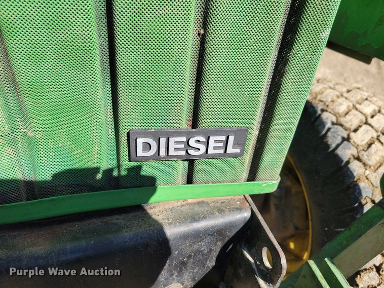 image for item DM8217 John Deere 855  MFWD tractor