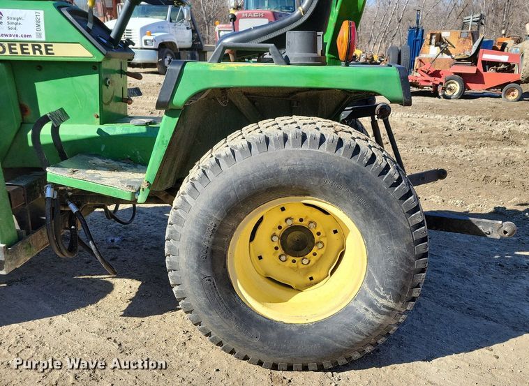 image for item DM8217 John Deere 855  MFWD tractor