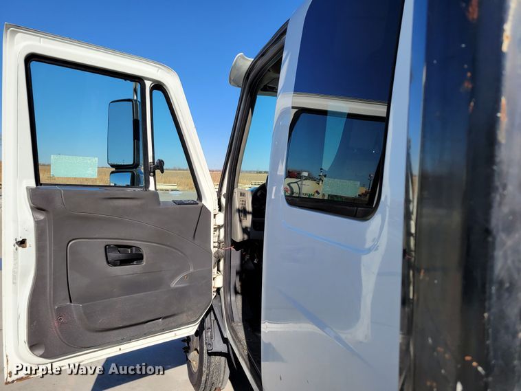 image for item DM8218 2013 International TerraStar  Ext. Cab dump truck