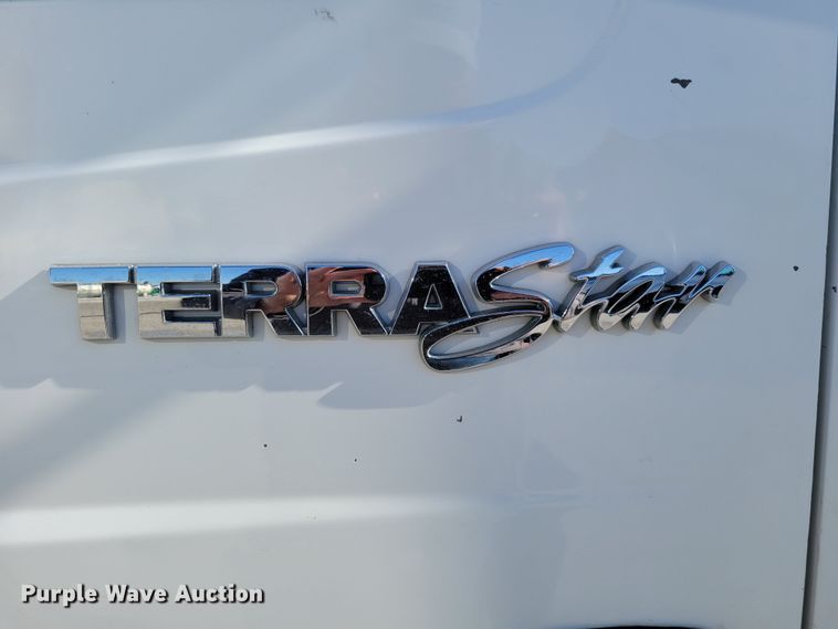 image for item DM8218 2013 International TerraStar  Ext. Cab dump truck