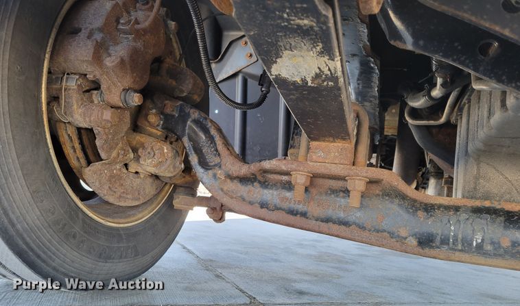 image for item DM8218 2013 International TerraStar  Ext. Cab dump truck