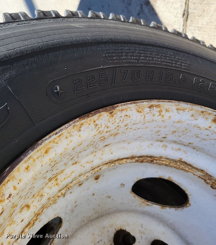 image for item DM8218 2013 International TerraStar  Ext. Cab dump truck